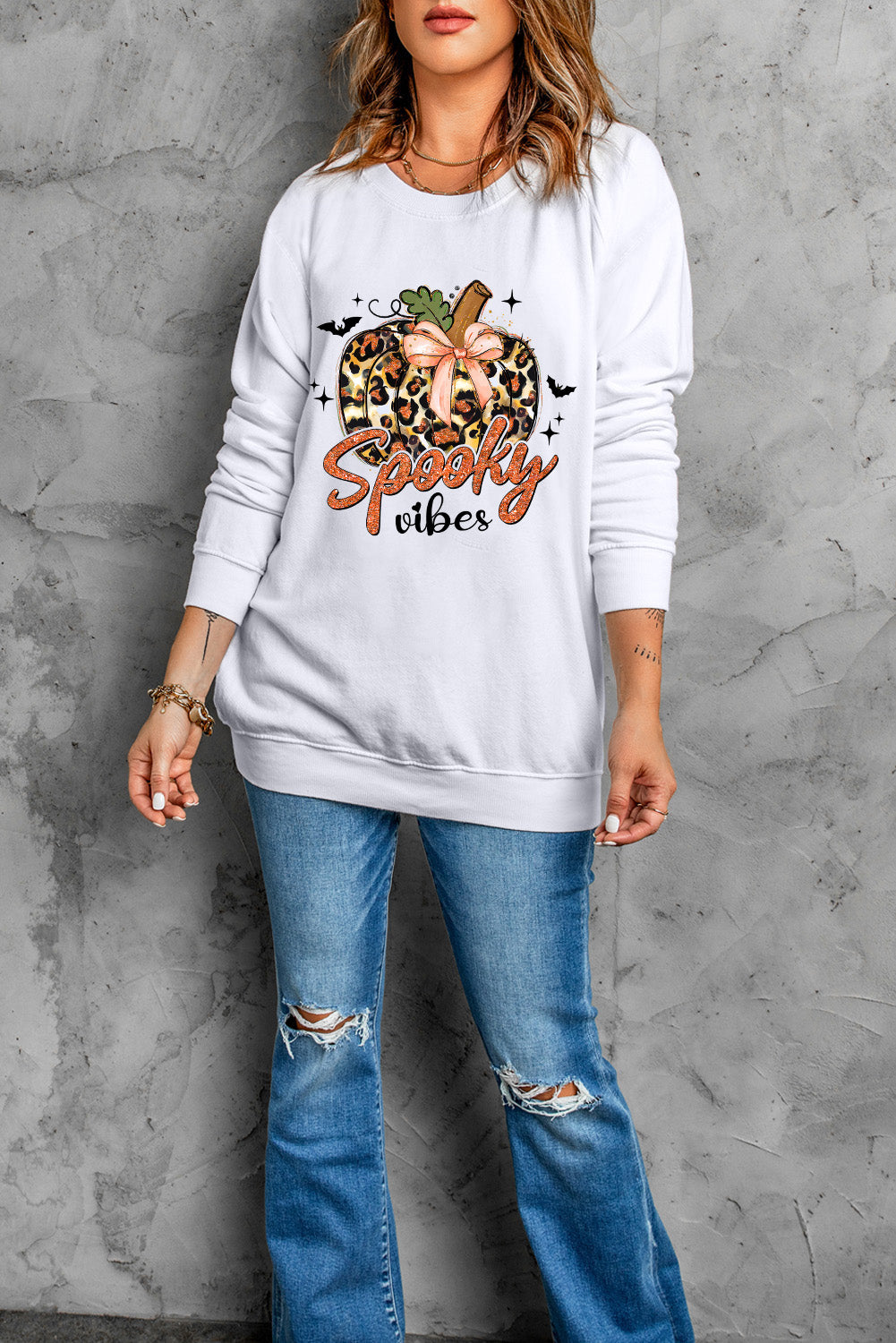 Graphic Round Neck Long Sleeve Sweatshirt